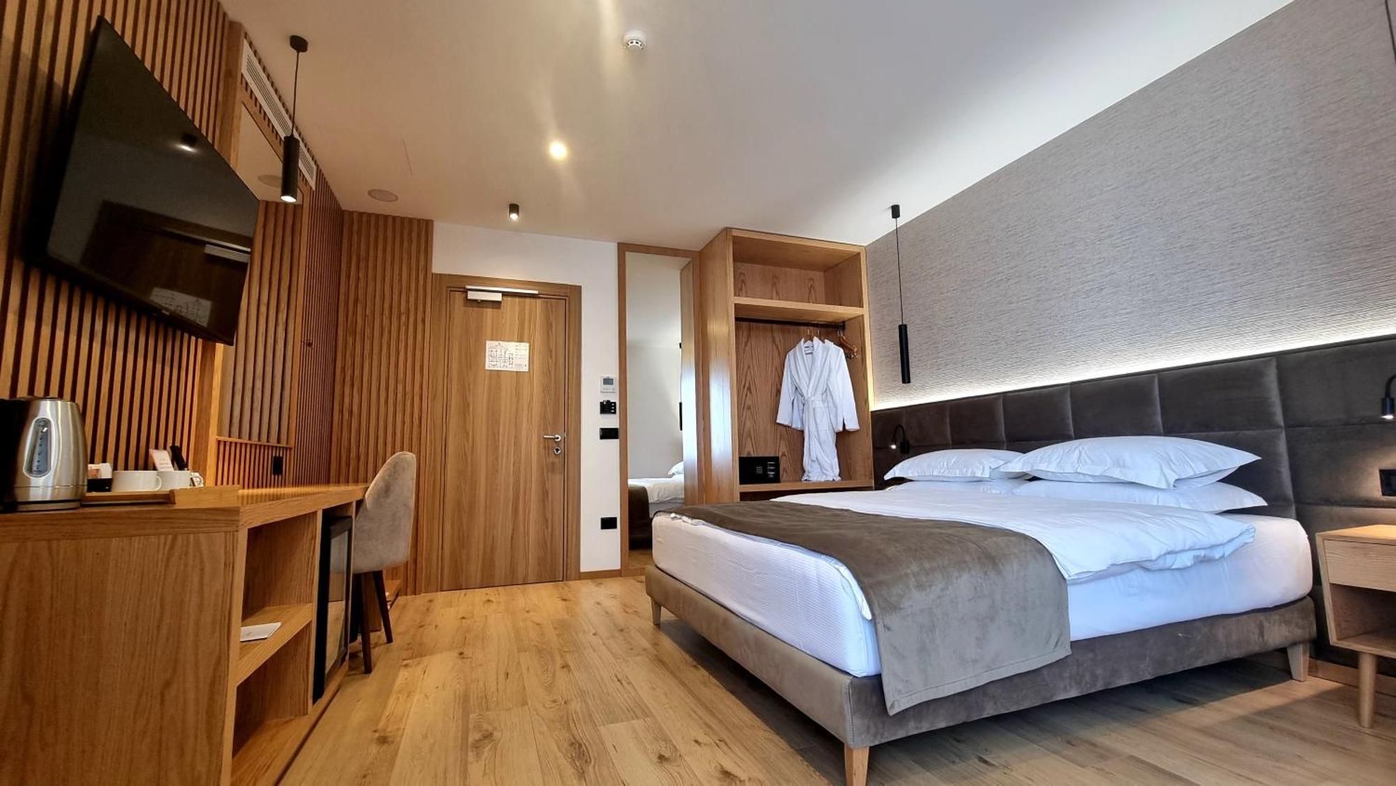 Sibb Hotel Tiranë Eksteriør bilde