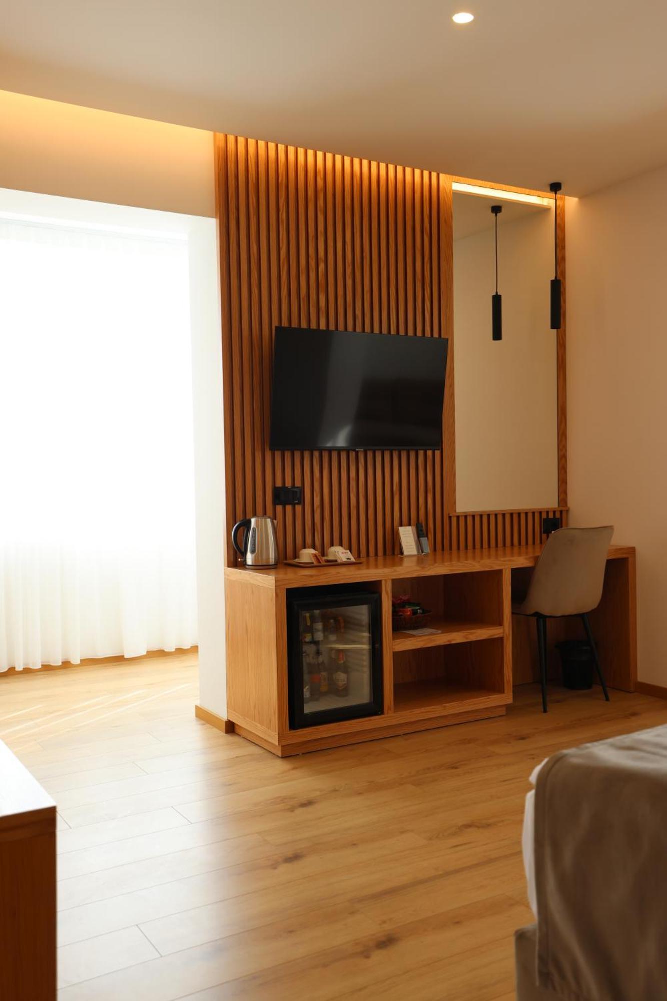 Sibb Hotel Tiranë Eksteriør bilde