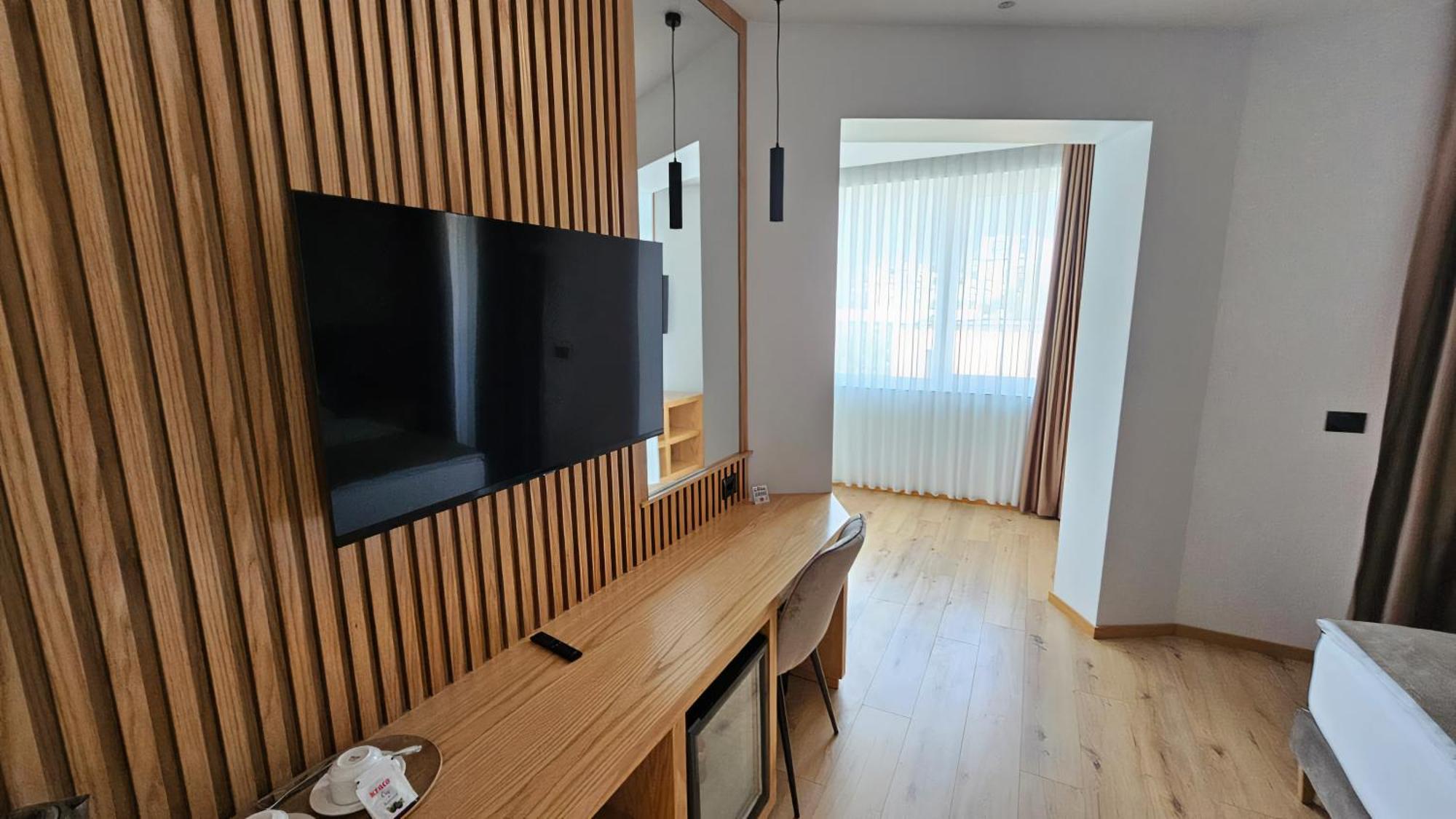 Sibb Hotel Tiranë Eksteriør bilde