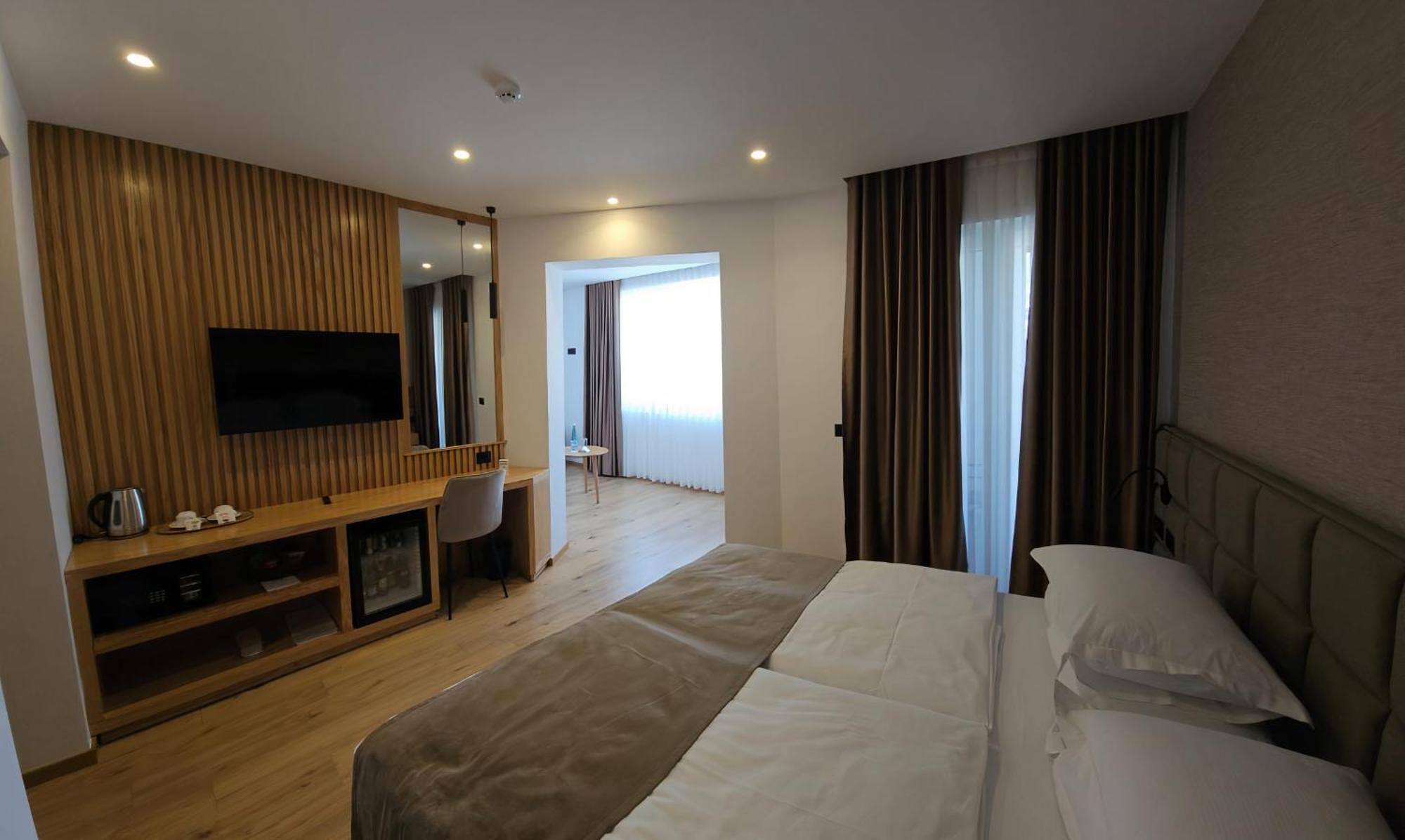 Sibb Hotel Tiranë Eksteriør bilde