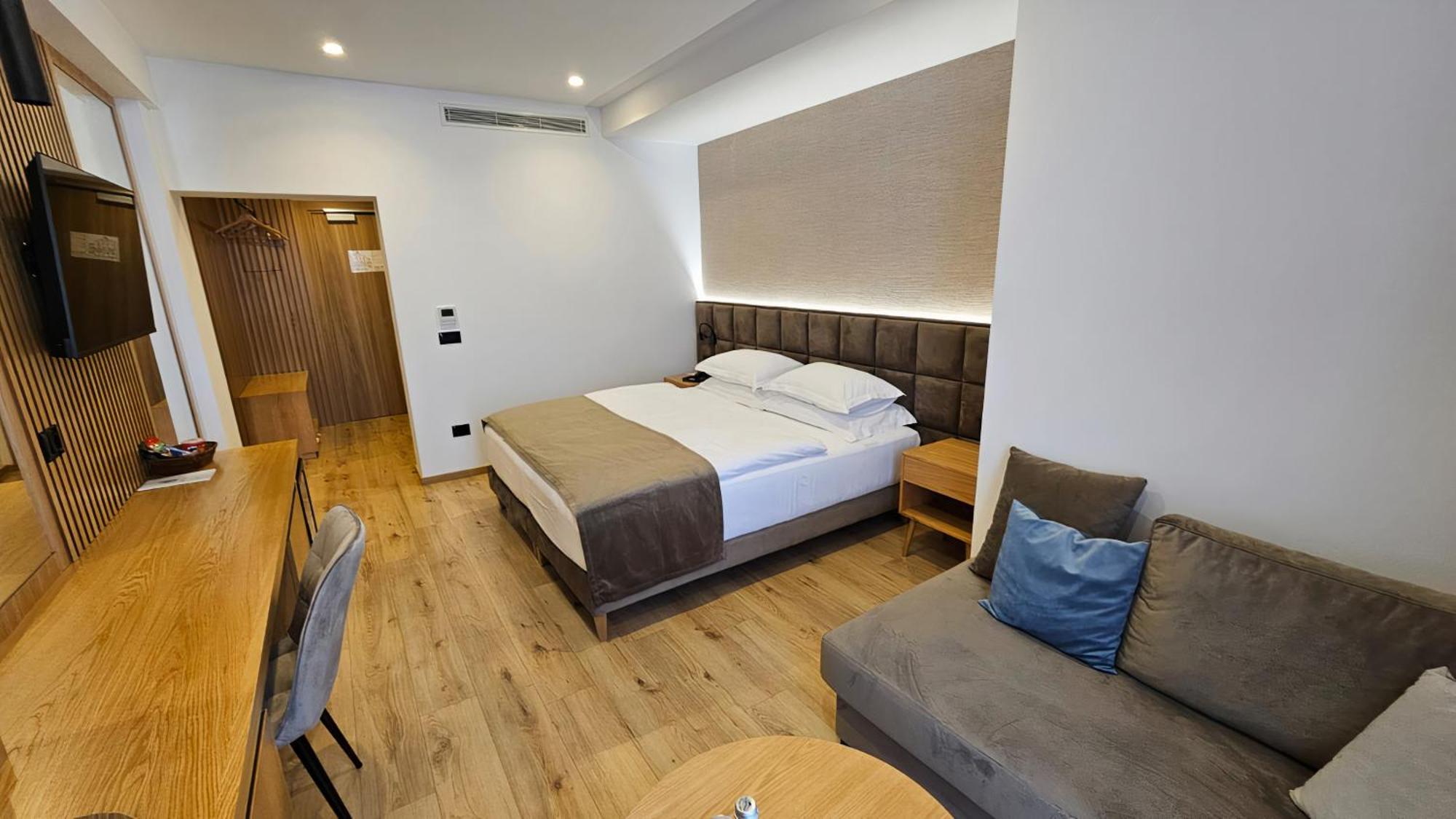 Sibb Hotel Tiranë Eksteriør bilde